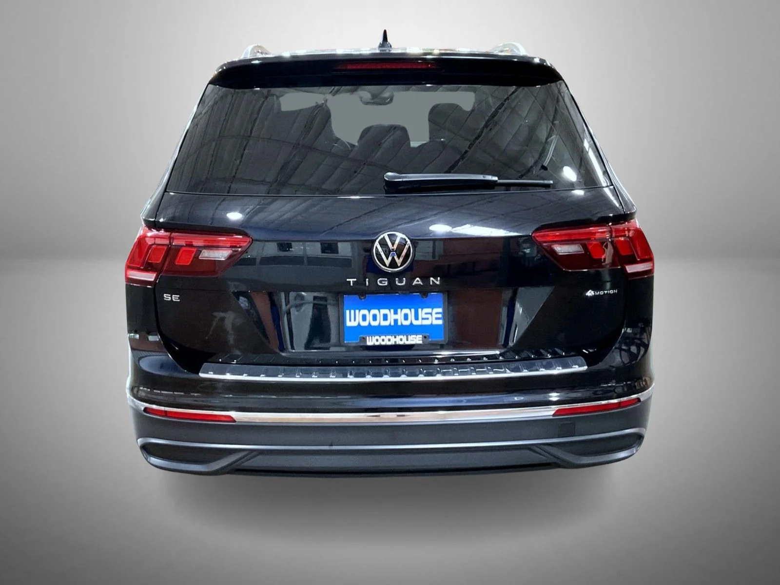 Used 2024 Black Volkswagen 2.0T SE image 6