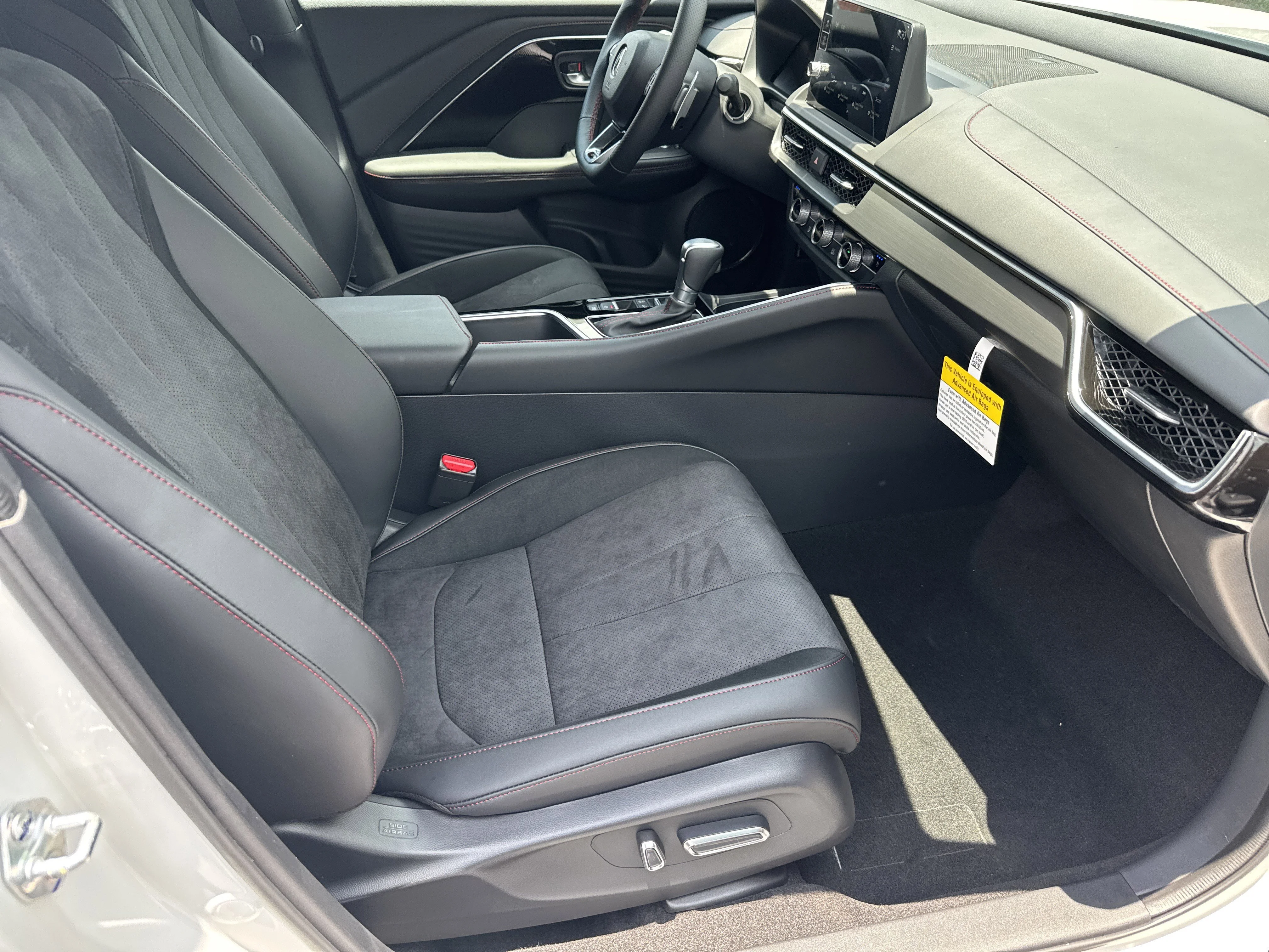 New 2026 Platinum White Pearl Acura w/A-Spec Package image 14