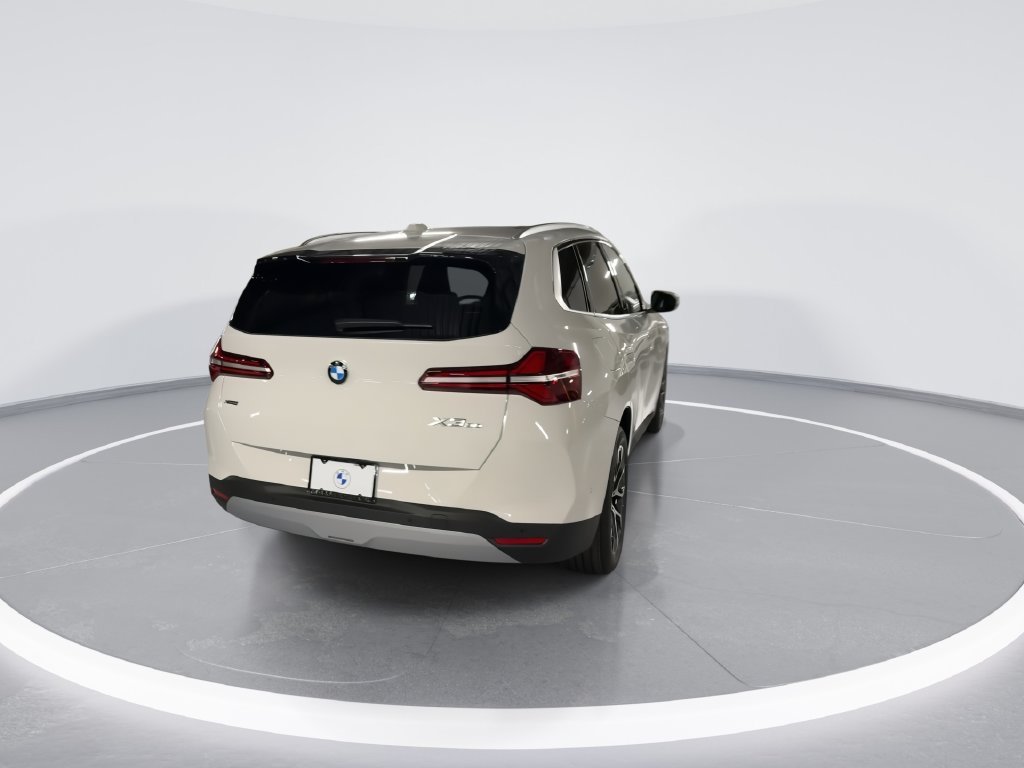 New 2026 Alpine White BMW 30 xDrive image 7
