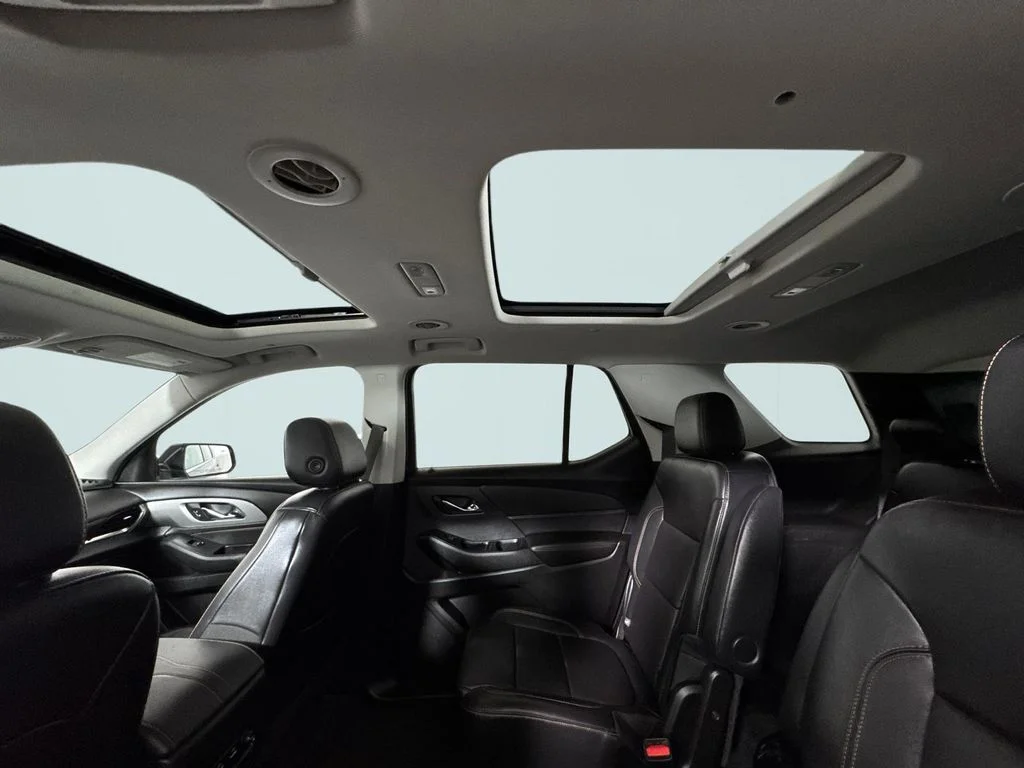 Used 2019 Black Chevrolet 3LT image 13