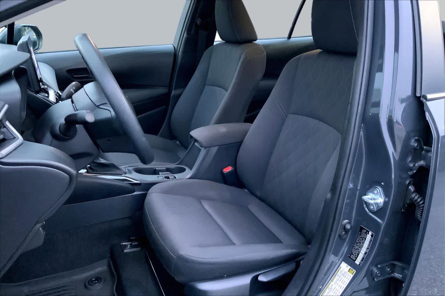 Used 2025 Underground Toyota LE image 8