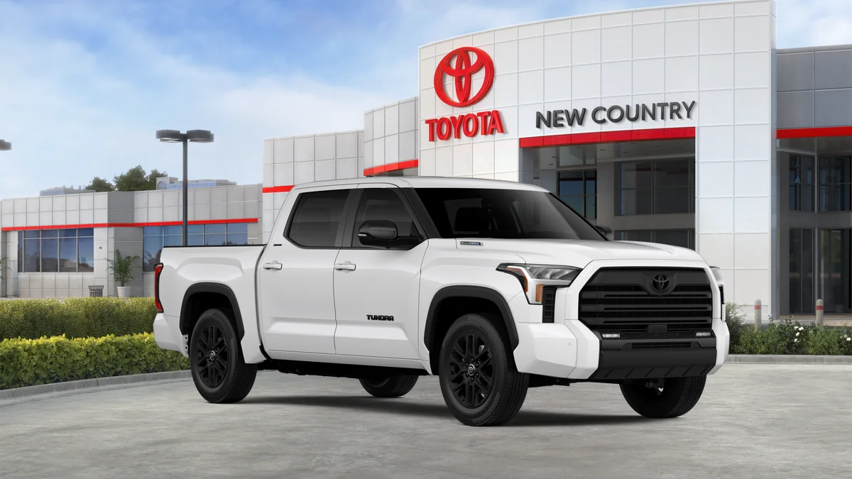 2026 Toyota Tundra Limited - Photo 15