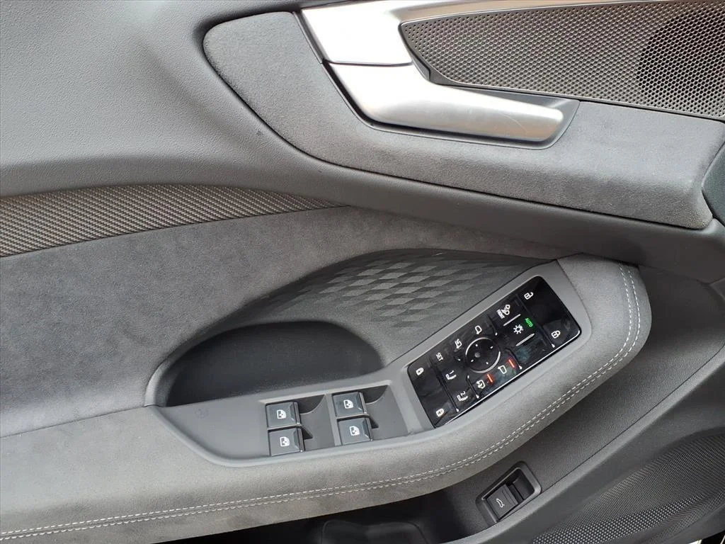New 2025 Mythos Black Metallic Audi Premium Plus image 22