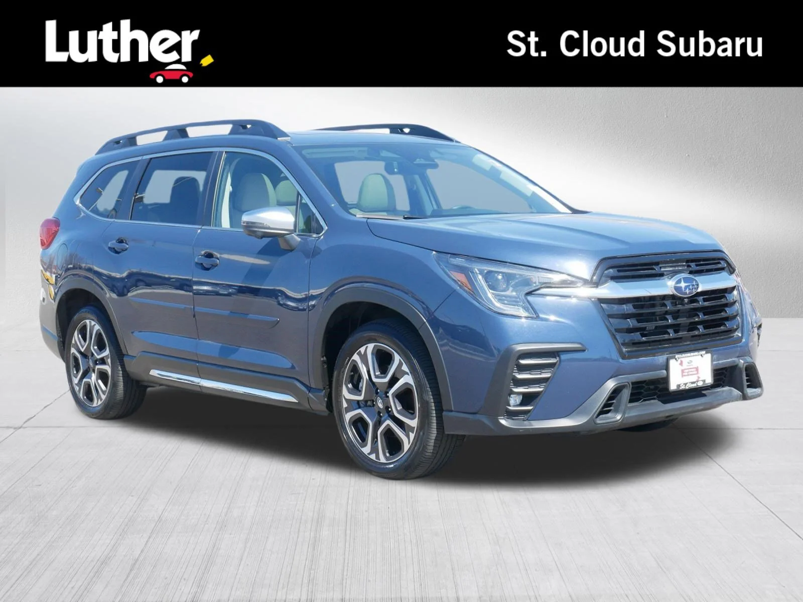 2023 Subaru Ascent Limited 7 Passenger's photo