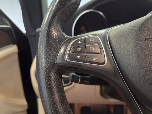 Used 2018 Black Mercedes-Benz C 300 image 21