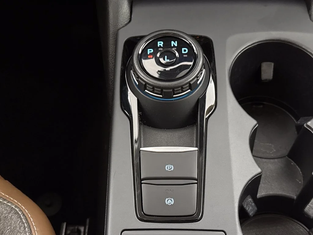 Used 2024 Black Ford Outer Banks image 21