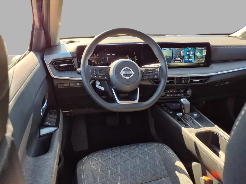 New 2027 Gray Nissan SV image 4