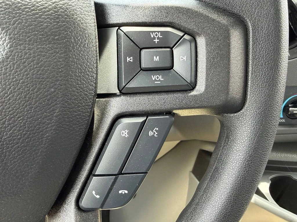 New 2026 Oxford White Ford E-350 SRW image 35