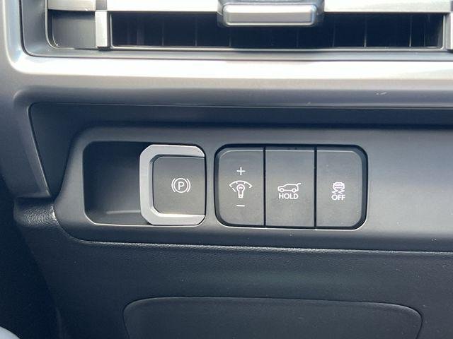 New 2026 Gray Hyundai SE FWD image 21