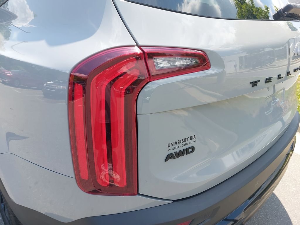 Used 2022 Gray Kia SX image 33