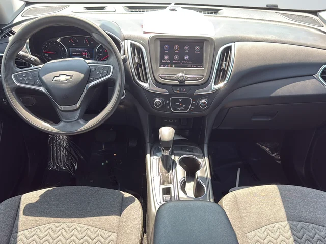 Used 2023 White Chevrolet LT image 9