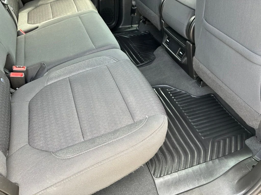 Used 2022 Black Chevrolet Custom image 18