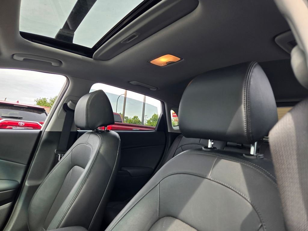Certified Used 2023 Silver Hyundai Limited image 34