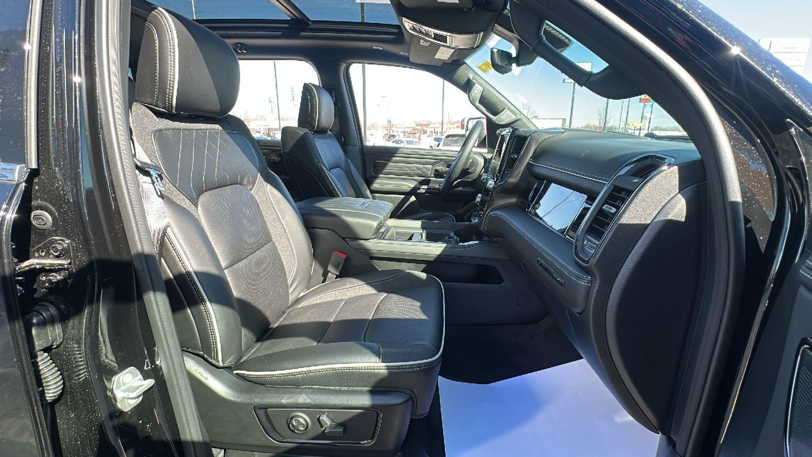 2026 RAM 1500 Limited - Photo 36