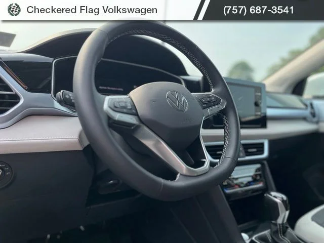 New 2026 White Volkswagen 1.5T SE image 19