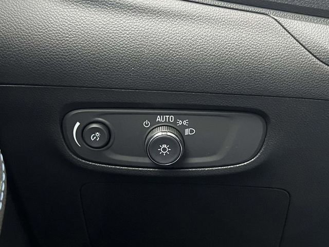 New 2026 Summit White Buick Sport Touring image 27