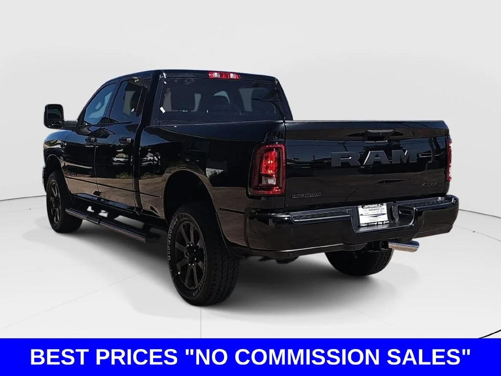 New 2026 Diamond Black Crystal Pearl-Coat Exterior Paint RAM Big Horn image 5