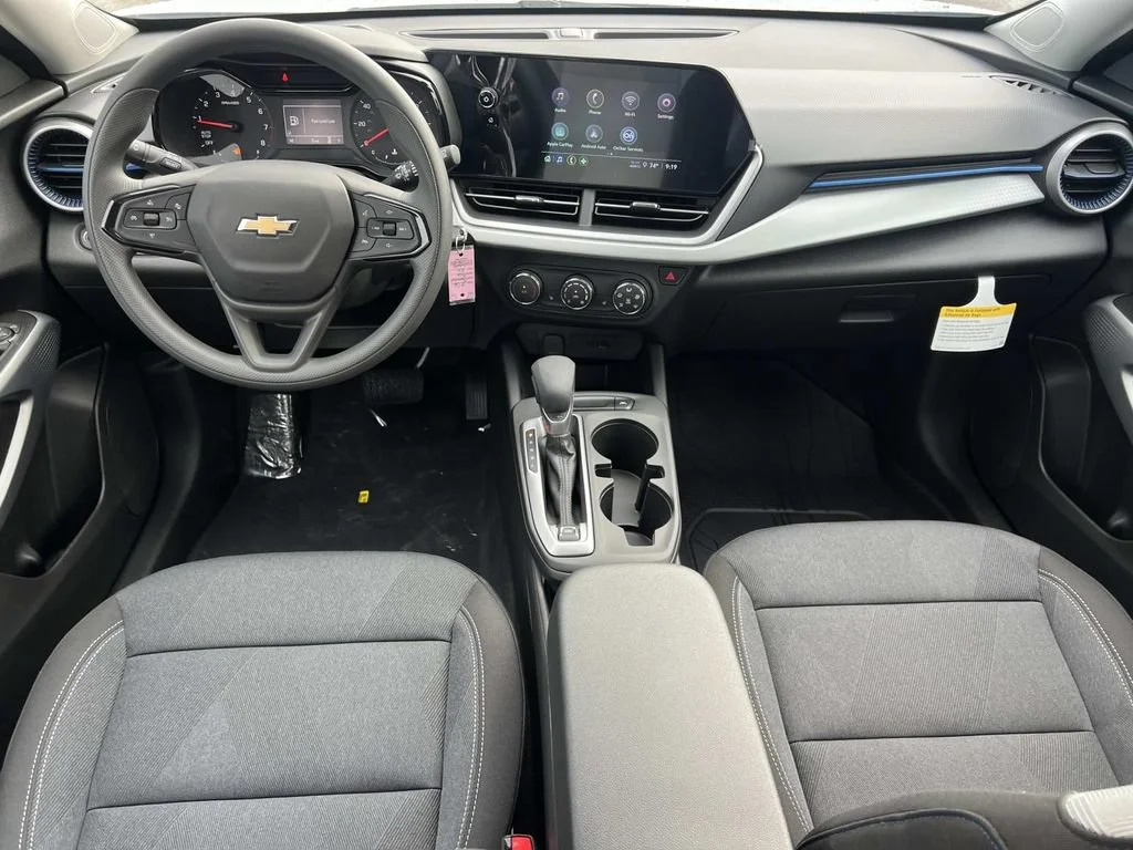 2026 Chevrolet Trax LS - Photo 9