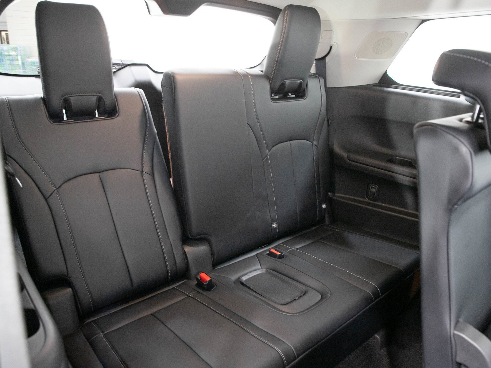 Used 2023 Graphite Shadow INFINITI Sensory image 15
