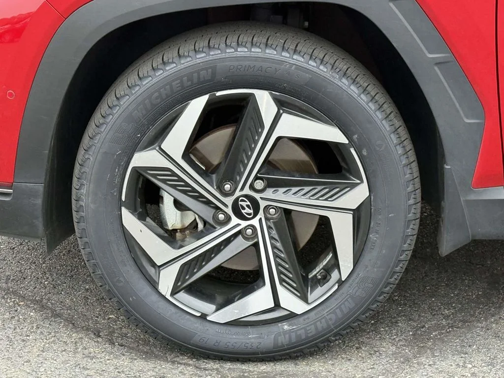 Used 2022 Red Hyundai Limited image 12