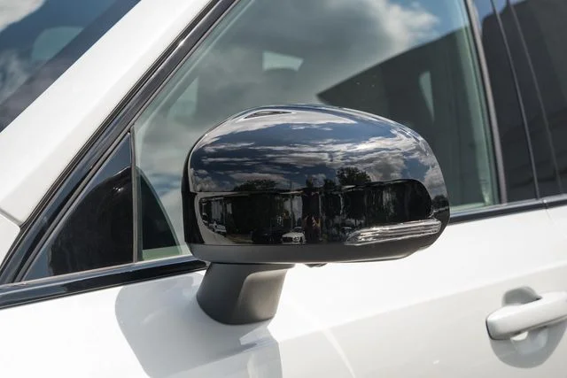 New 2026 Crystal White Volvo B6 Ultra image 15