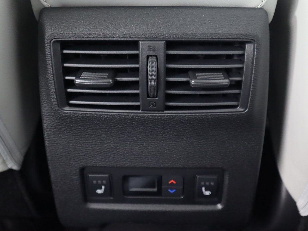 2025 Mitsubishi Outlander Plug-in Hybrid Platinum Edition - Photo 59