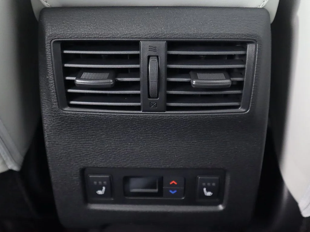 2025 Mitsubishi Outlander Plug-in Hybrid Platinum Edition - Photo 59