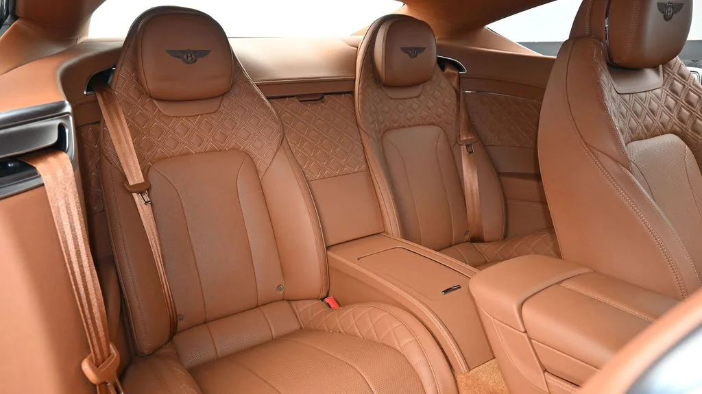 Used 2020 Silver Bentley  image 12
