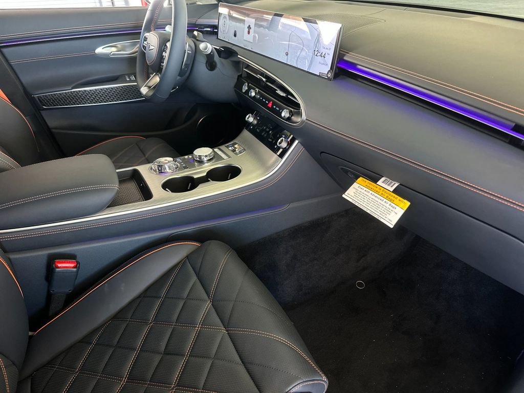 2026 GENESIS GV70 Sport Prestige - Photo 16