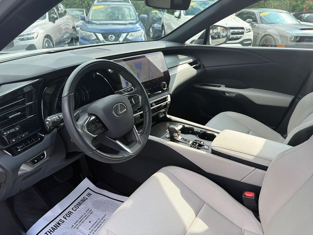Used 2024 White Lexus Premium image 15