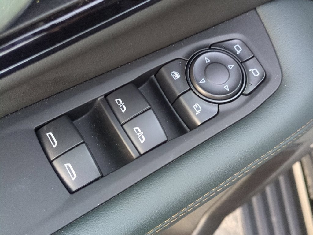 2026 GMC Yukon XL AT4 - Photo 27