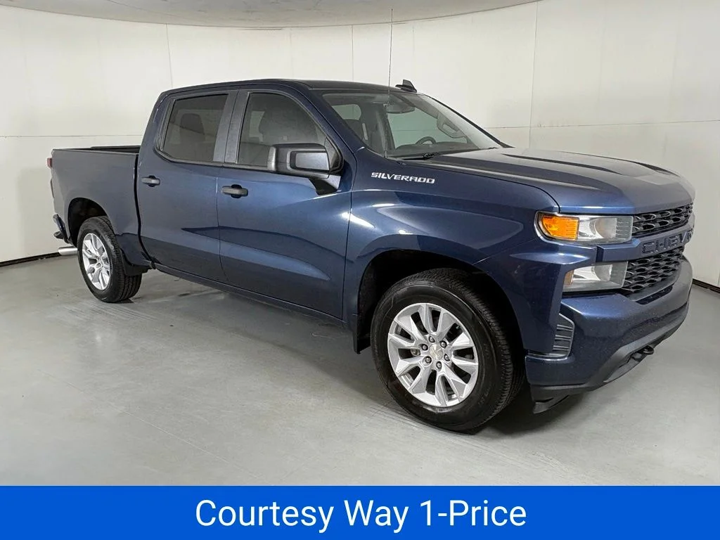 Used 2020 Blue Chevrolet Custom image 12