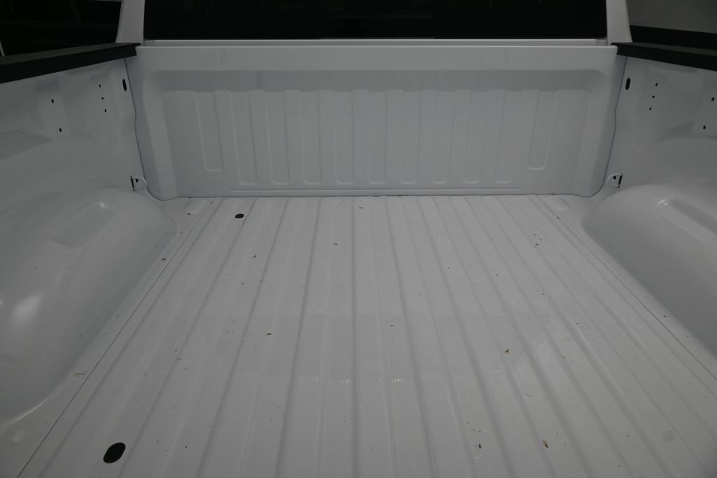 New 2026 Bright White Clearcoat RAM Tradesman image 10