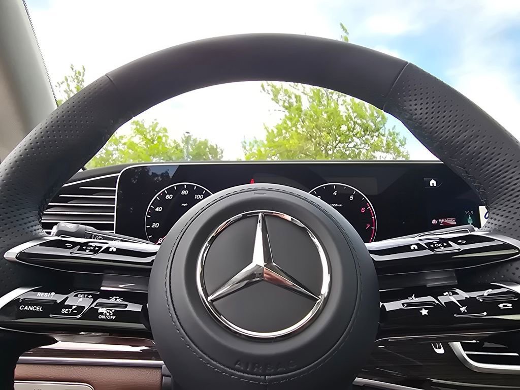New 2026 Selenite Grey Metallic Mercedes-Benz GLS 450 image 70