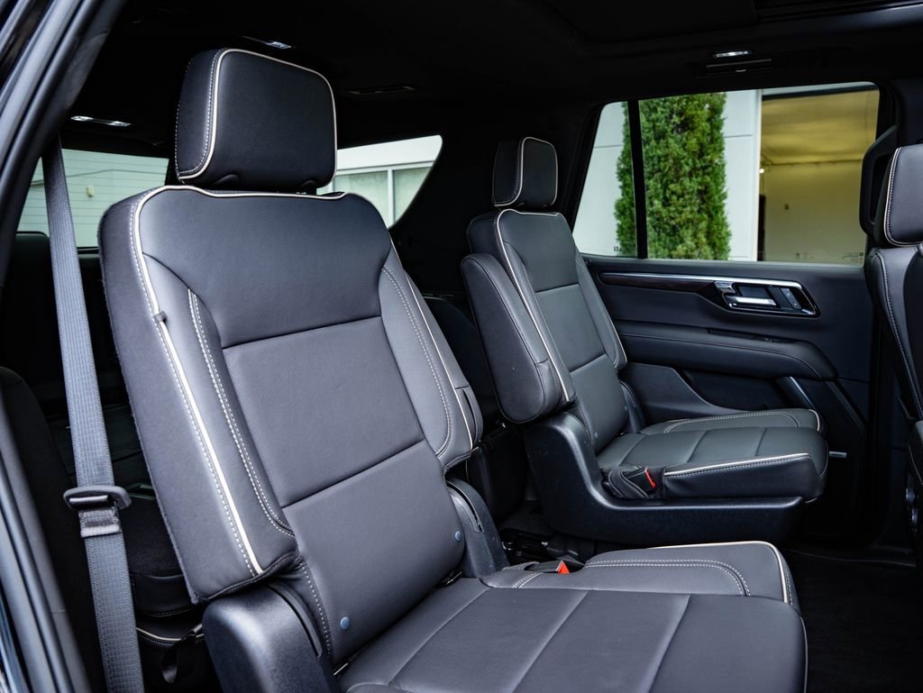 Used 2025 Black Chevrolet Premier image 49
