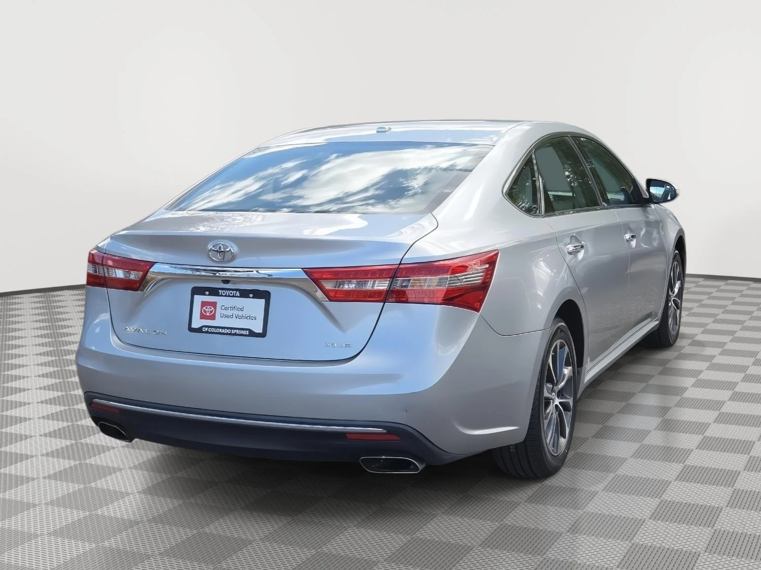 Certified Used 2018 Cosmic Gray Mica Toyota Limited image 9