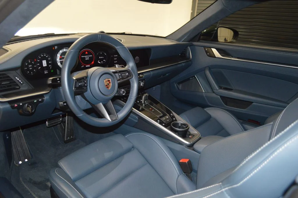 Used 2025 Gentian Blue Metallic Porsche Turbo S image 4