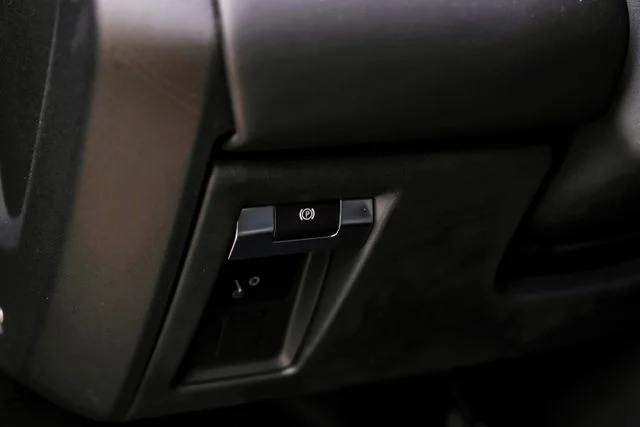 2025 Land Rover Defender V8 - Photo 35