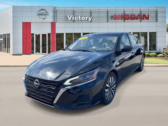 Certified Used 2024 Black Nissan 2.5 SV image 7