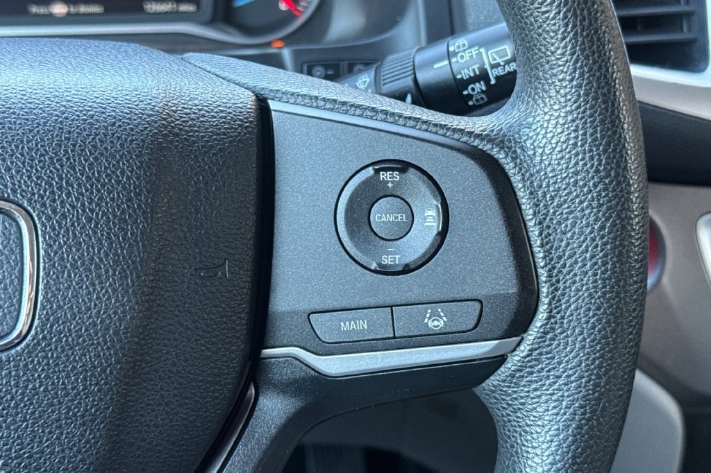 Used 2019 Obsidian Blue Pearl Honda LX image 28