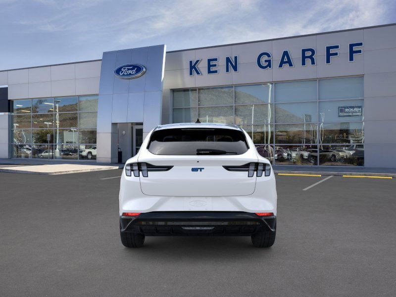 New 2026 Star White Metallic Tri-coat Ford GT image 5