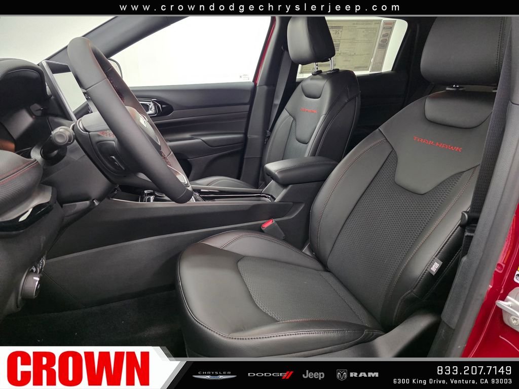 New 2026 Red Hot Pearl-Coat Exterior Paint Jeep Trailhawk image 14