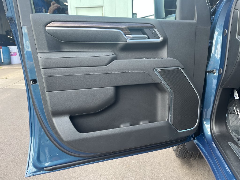 New 2026 Lakeshore Blue Metallic Chevrolet LT image 10