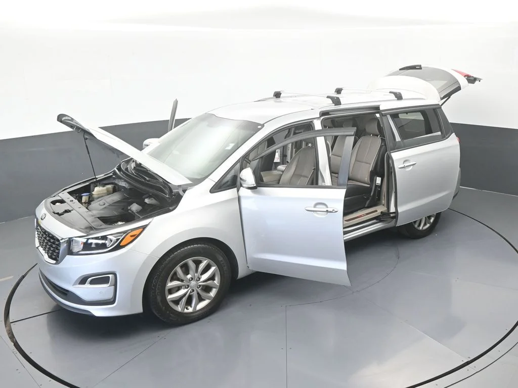 Used 2021 Silky Silver Kia EX image 55