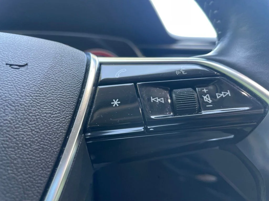 Used 2019 Galaxy Blue Metallic Audi Prestige image 13