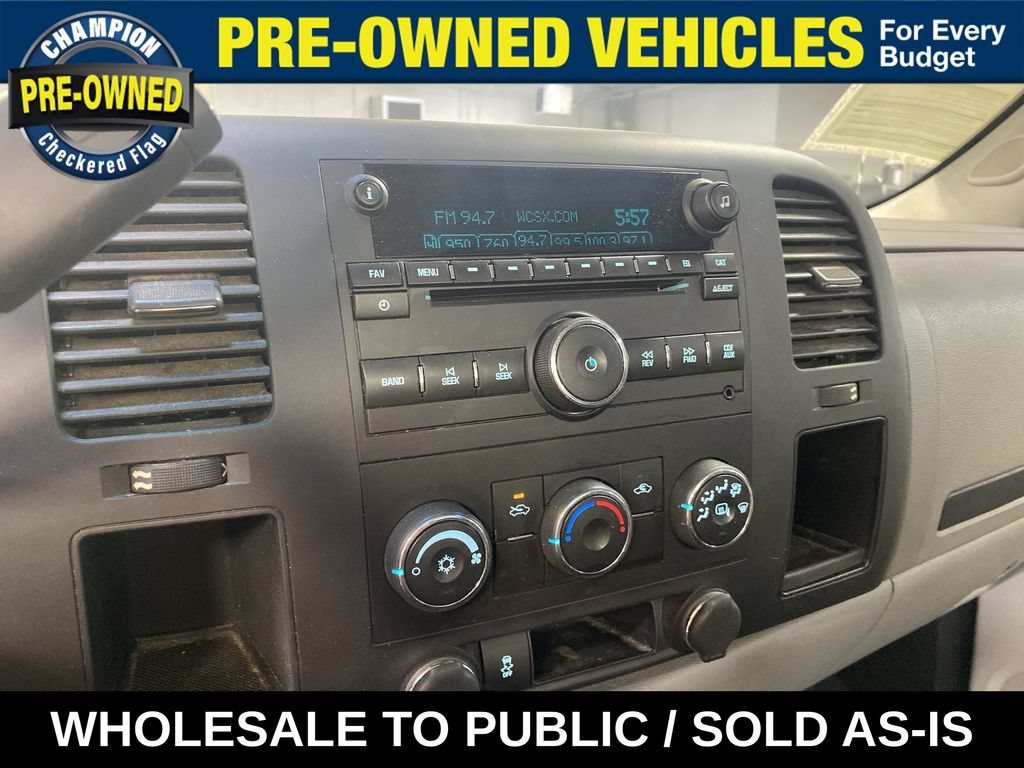 Used 2012 VICTORY RED Chevrolet Work Truck image 15