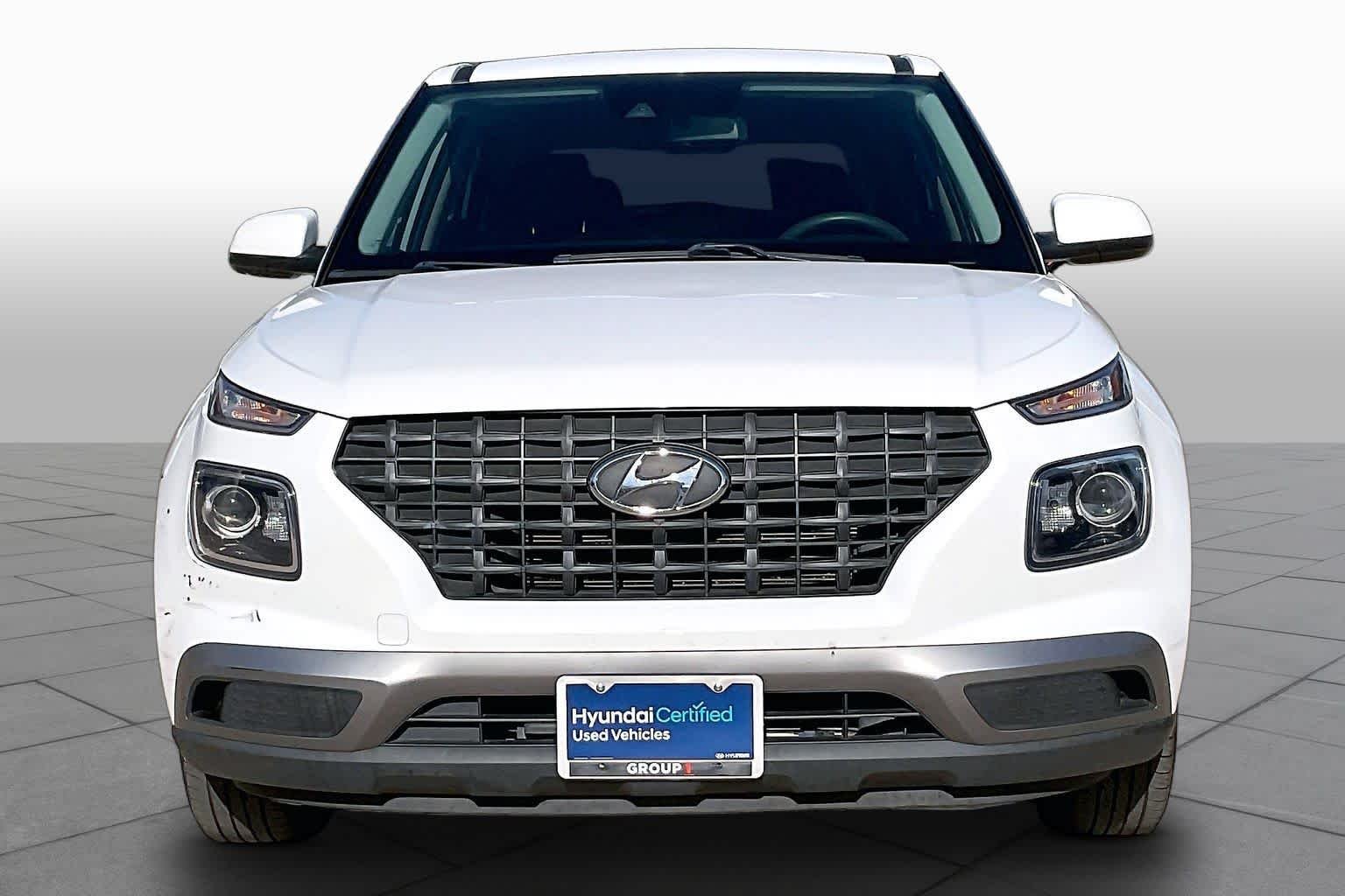 Pre-Owned 2021 Hyundai Venue SE