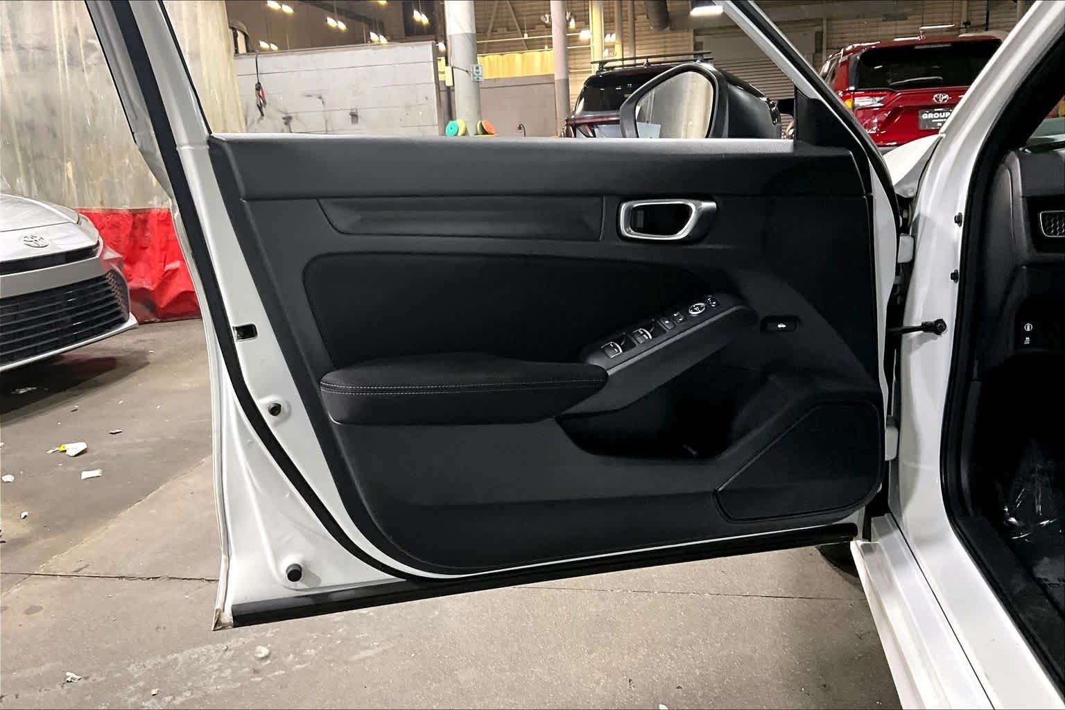 Used 2022 Platinum White Pearl Honda Sport image 22