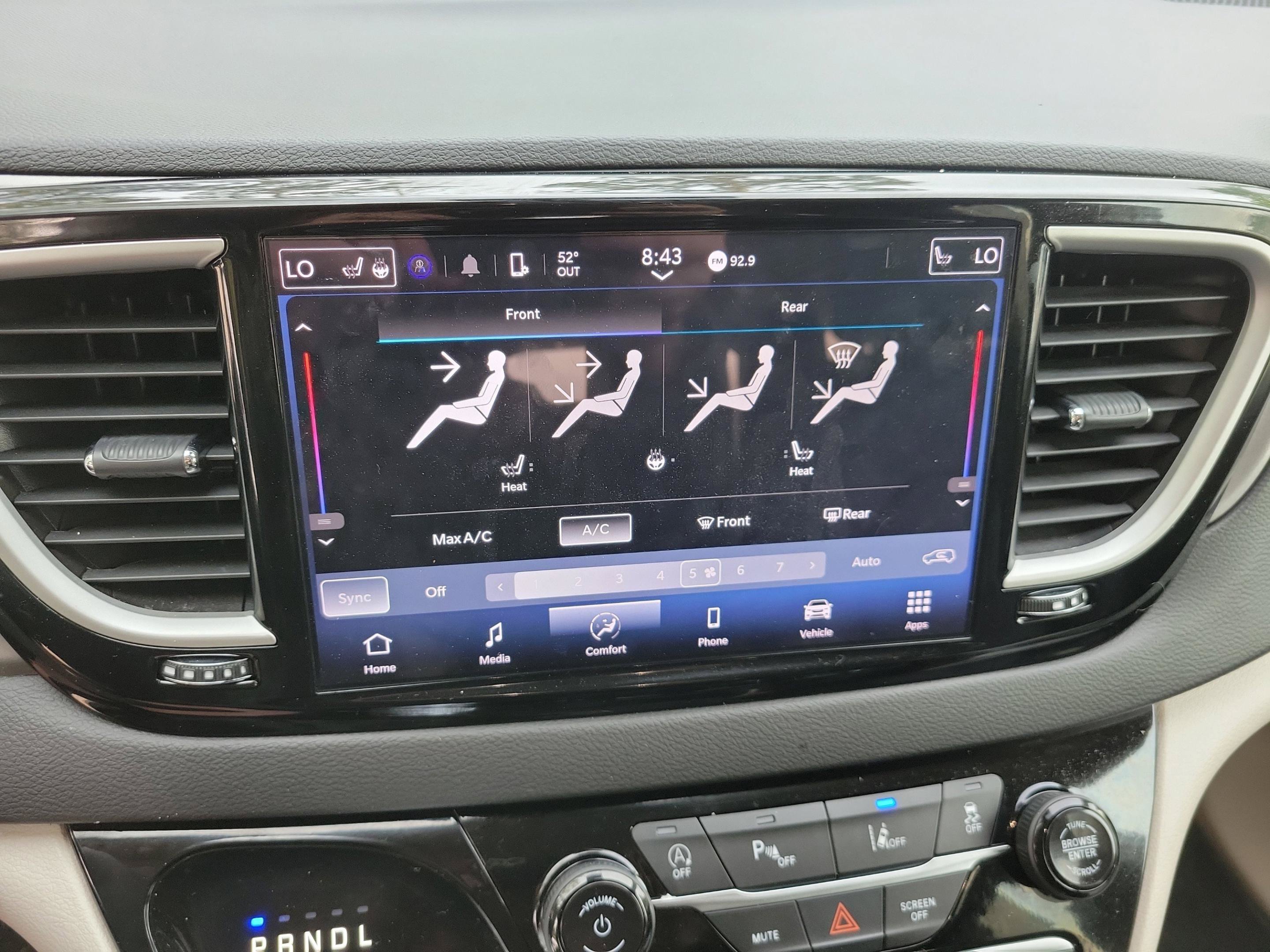 2024 Chrysler Pacifica Touring L - Photo 19