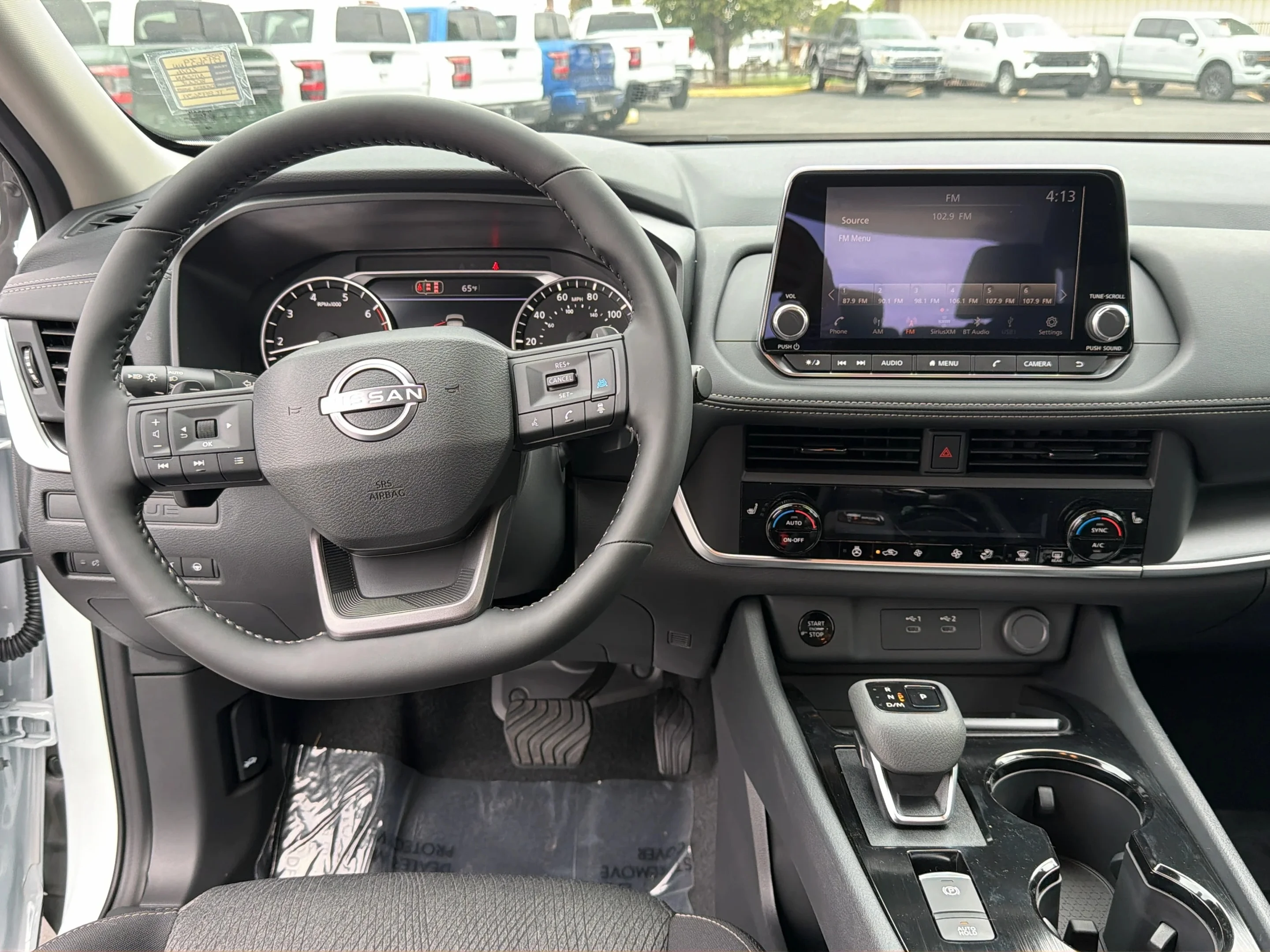 New 2026 Everest White Pearl Tricoat Nissan SV image 11